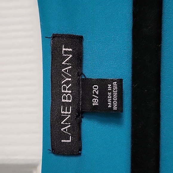 LANE BRYANT Floral Ruffle 3/4 Sleeve Blouse - Picture 7 of 10